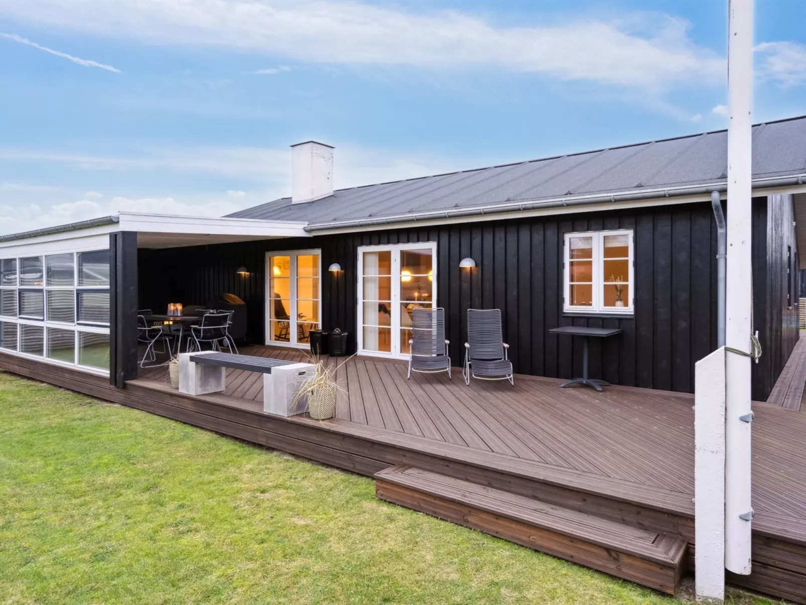 "Svante" - 600m from the sea-Outside