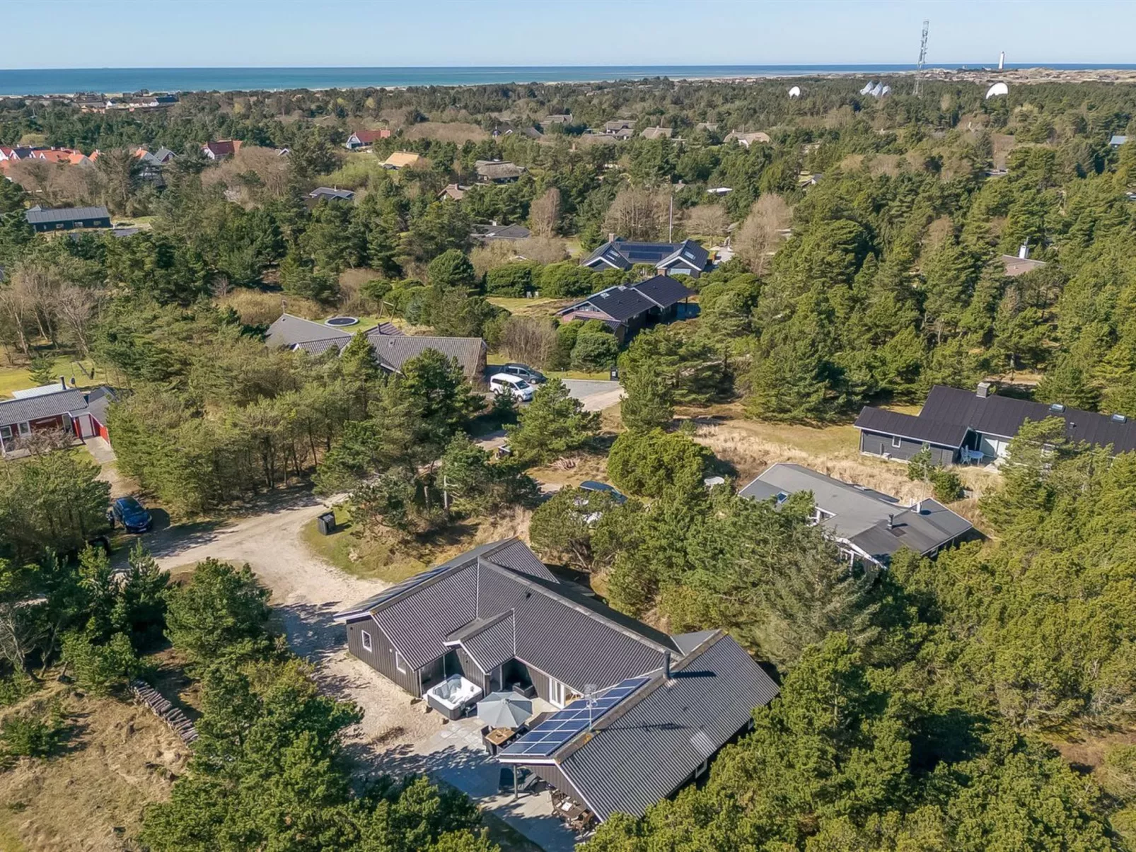 "Allen" - 1km from the sea-Outside