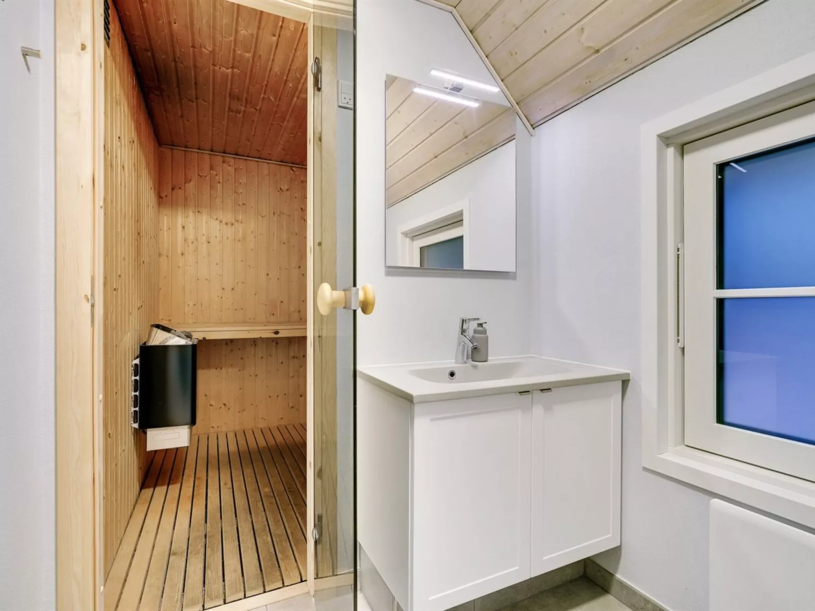 "Verna" - 800m from the sea-Inside