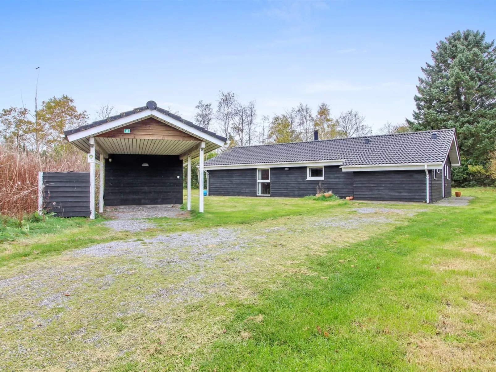 "Aviaja" - 12km from the sea-Dehors