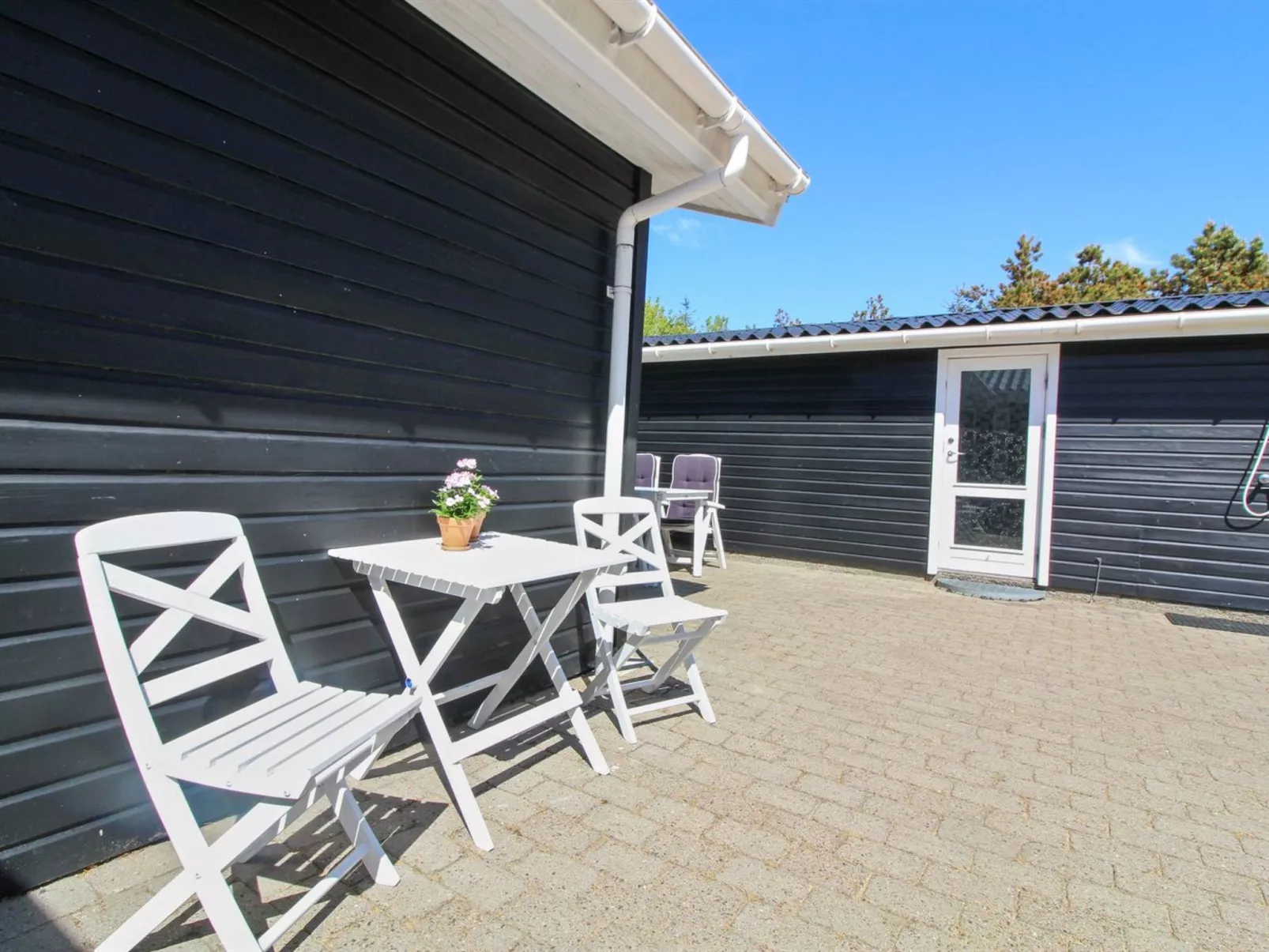 "Hillmari" - 200m from the sea-Outside