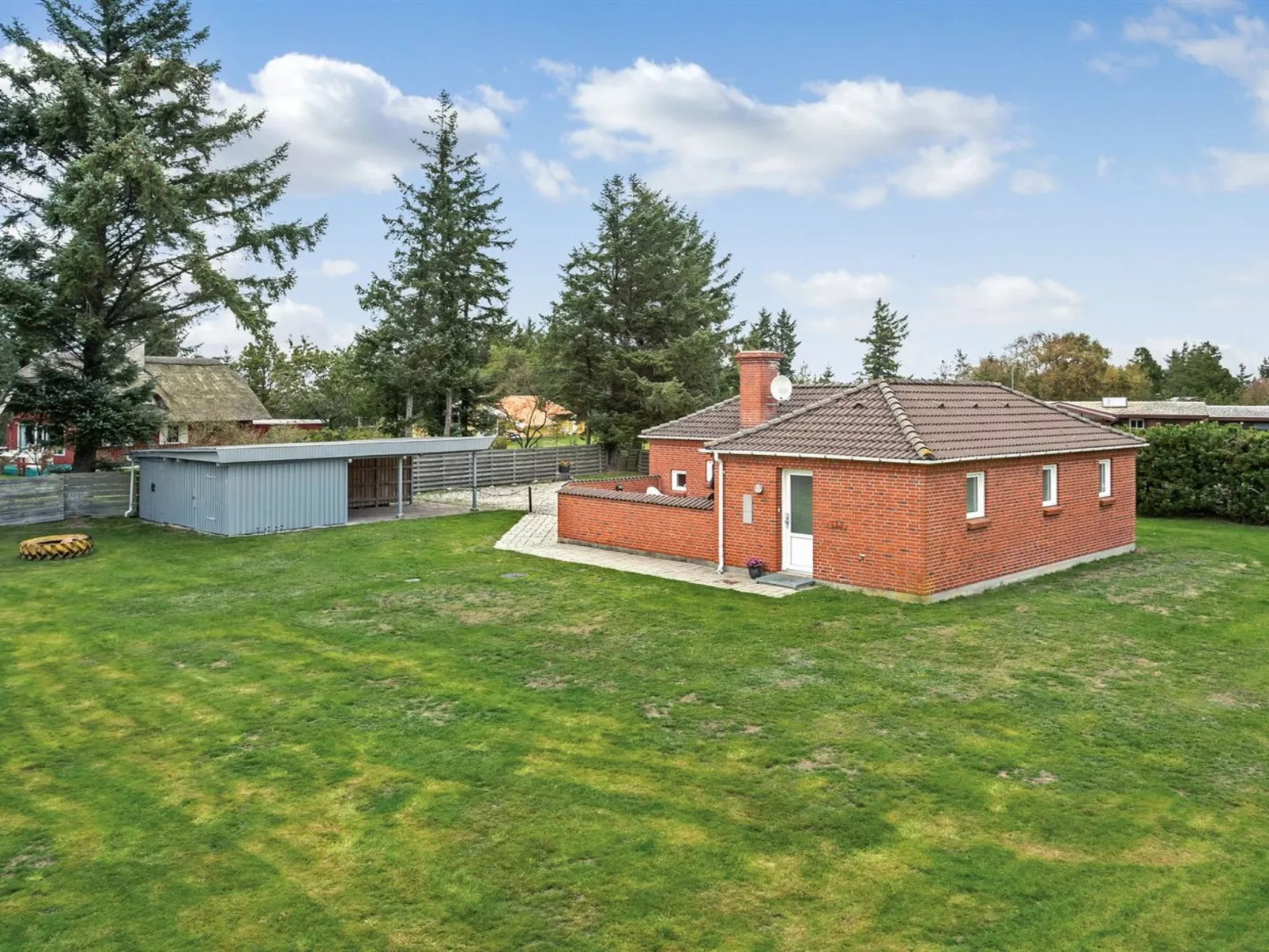 "Pernilla" - 2km from the sea-Outside