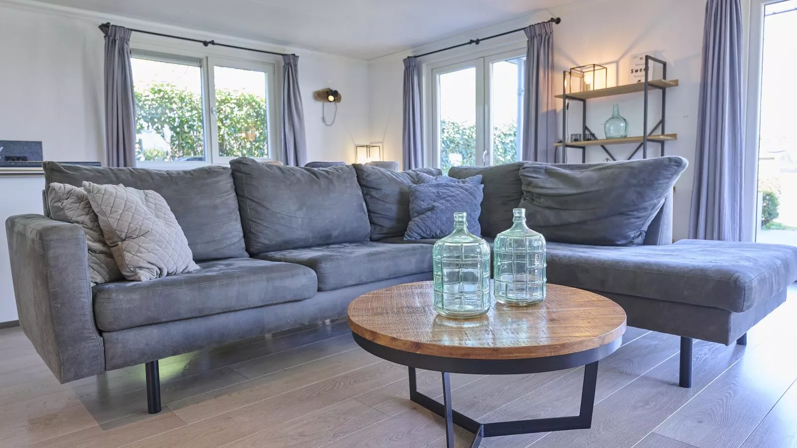 T Kaatsheuveltje 4-Living room