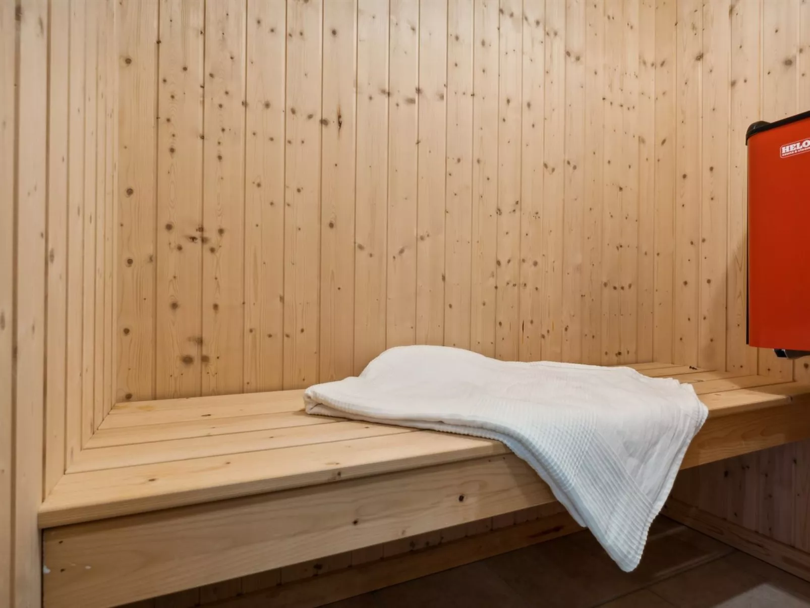 "Isbiorn" - 300m from the sea-Inside