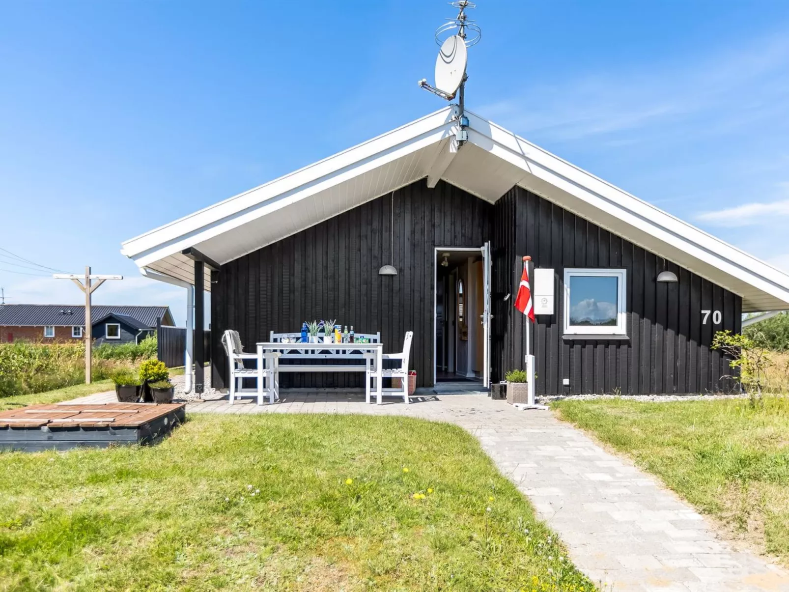 "Hariet" - 300m from the sea-Draußen