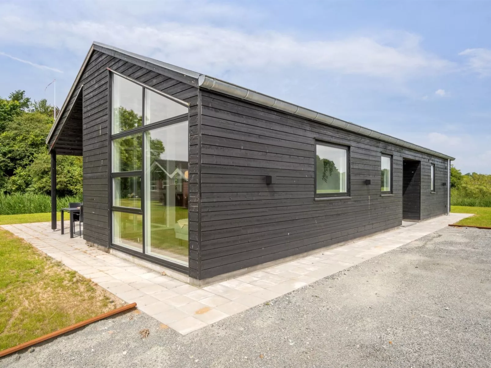 "Stygg" - 75m from the sea-Outside