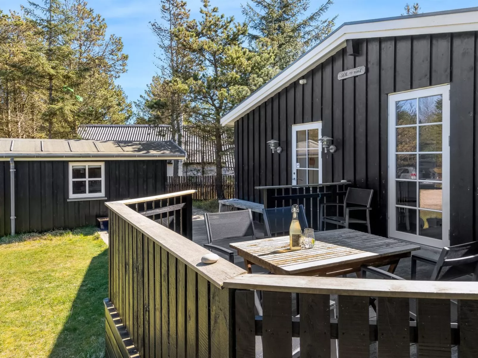 "Hellena" - 700m from the sea-Outside