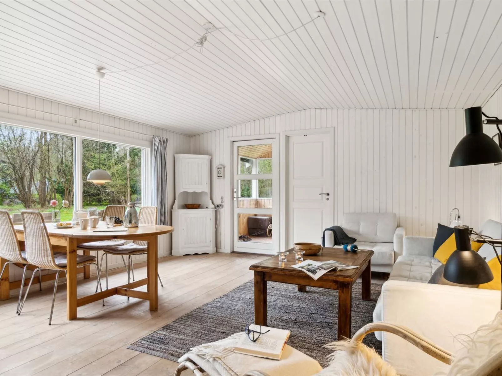 "Karl" - 4km from the sea-Drinnen