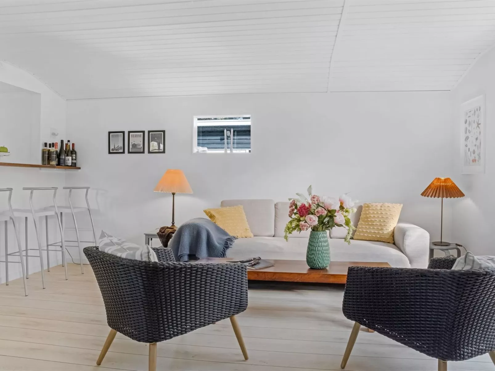 "Synnöve" - 350m from the sea-Inside