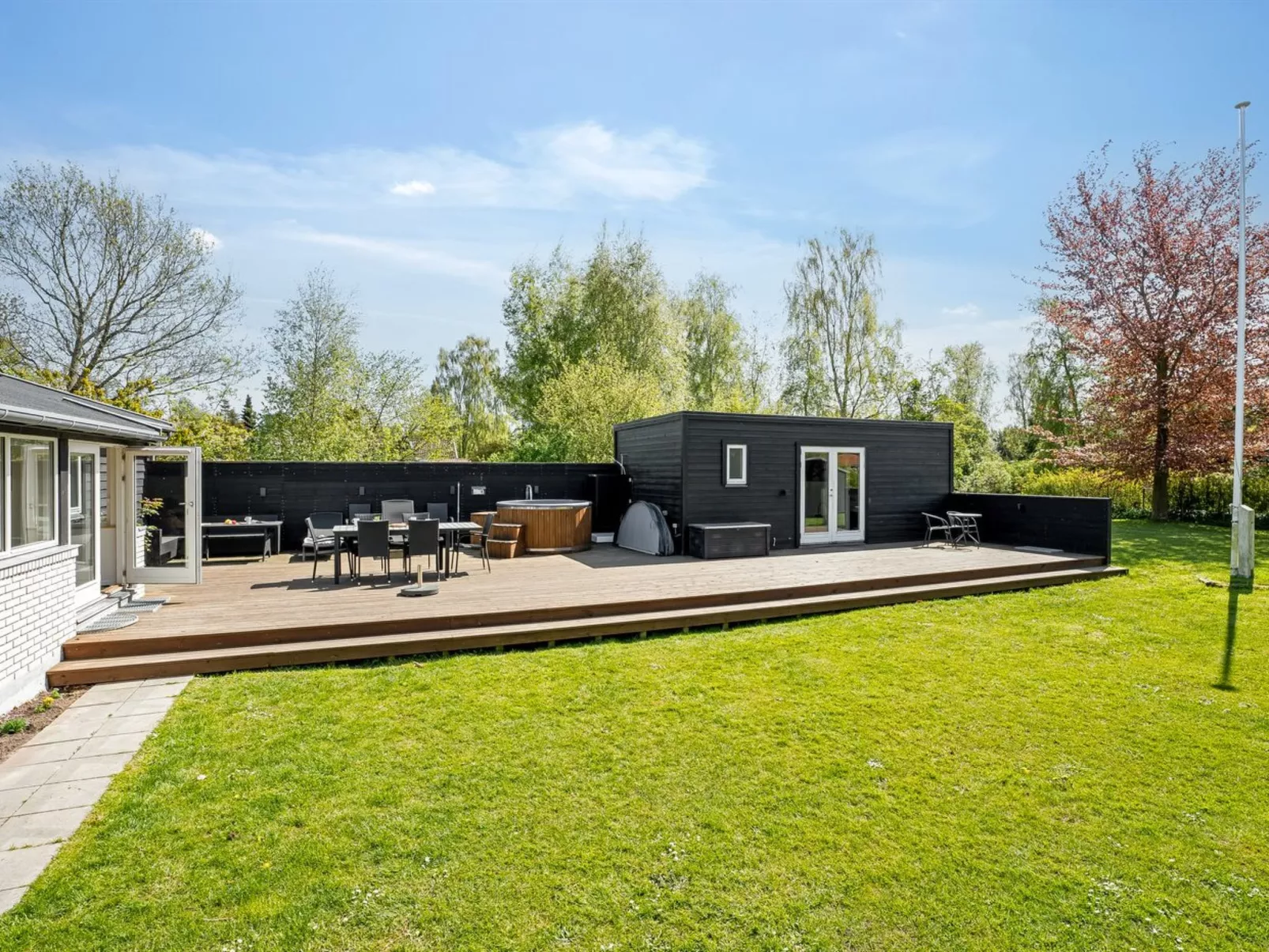 "Selve" - 600m from the sea-Draußen