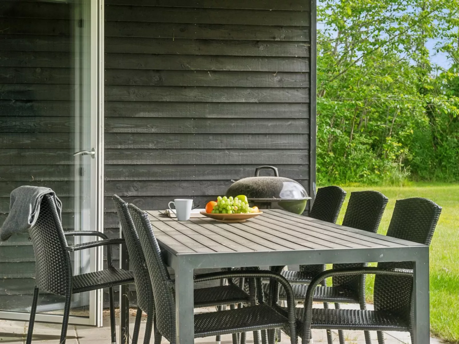 "Dorreth" - 3.2km from the sea-Outside