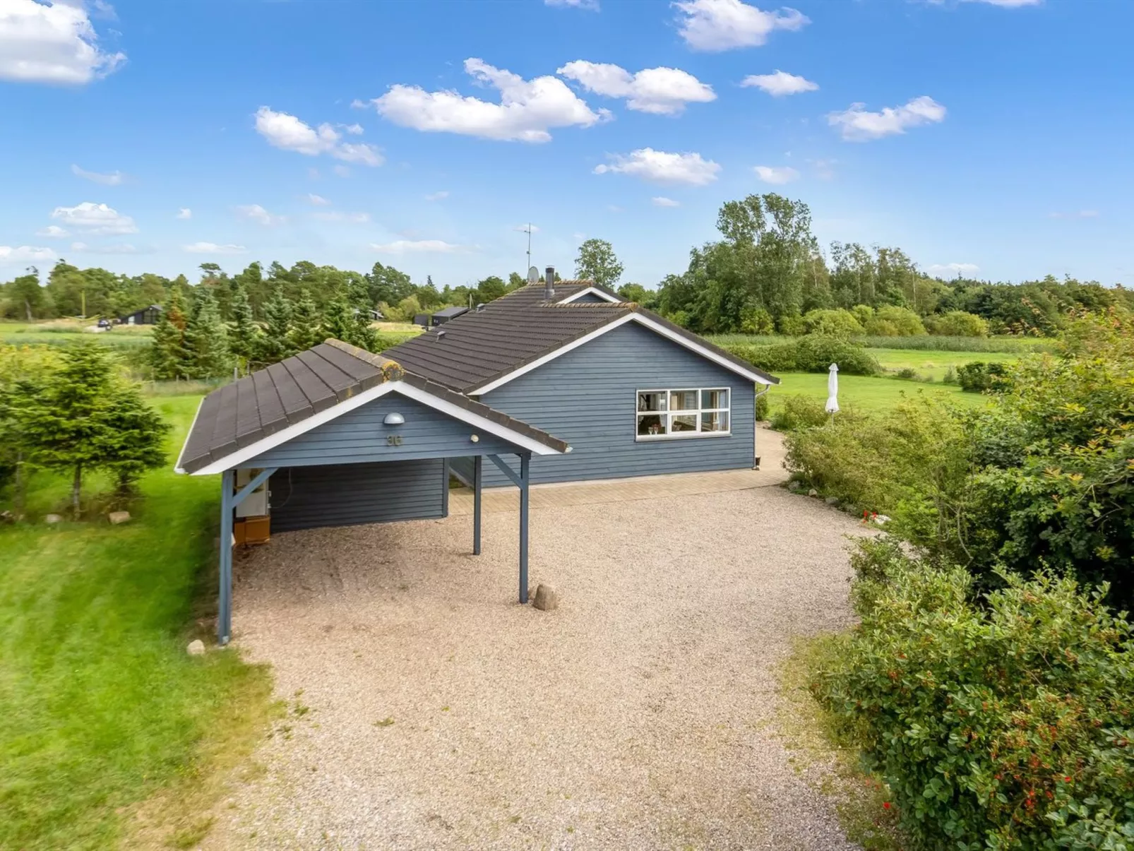 "Lari" - 600m from the sea-Outside