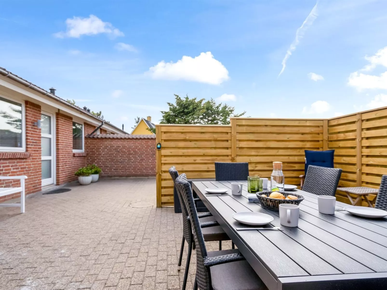 "Sulo" - 300m from the sea-Draußen