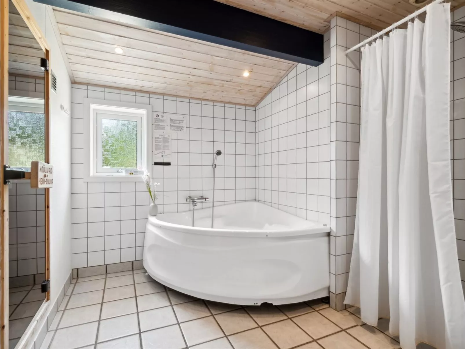 "Deni" - 800m from the sea-Drinnen