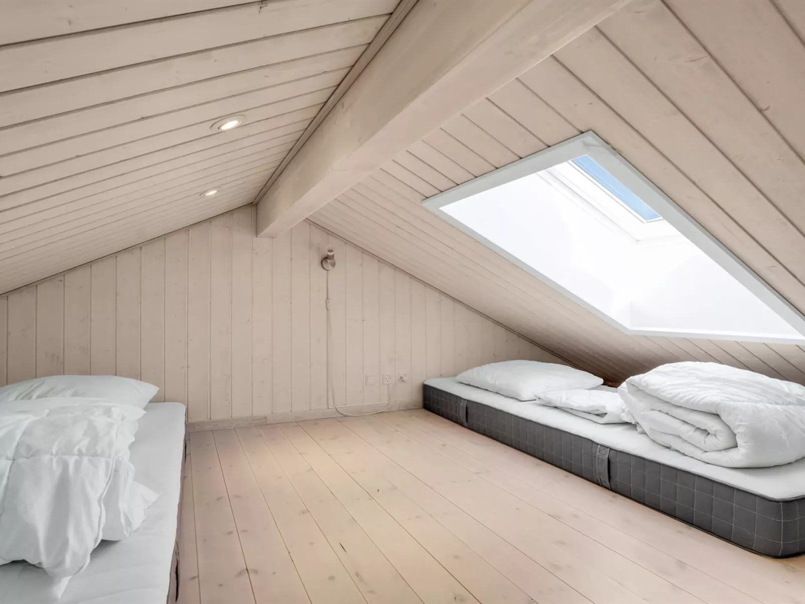 "Kiersten" - 800m from the sea-Inside