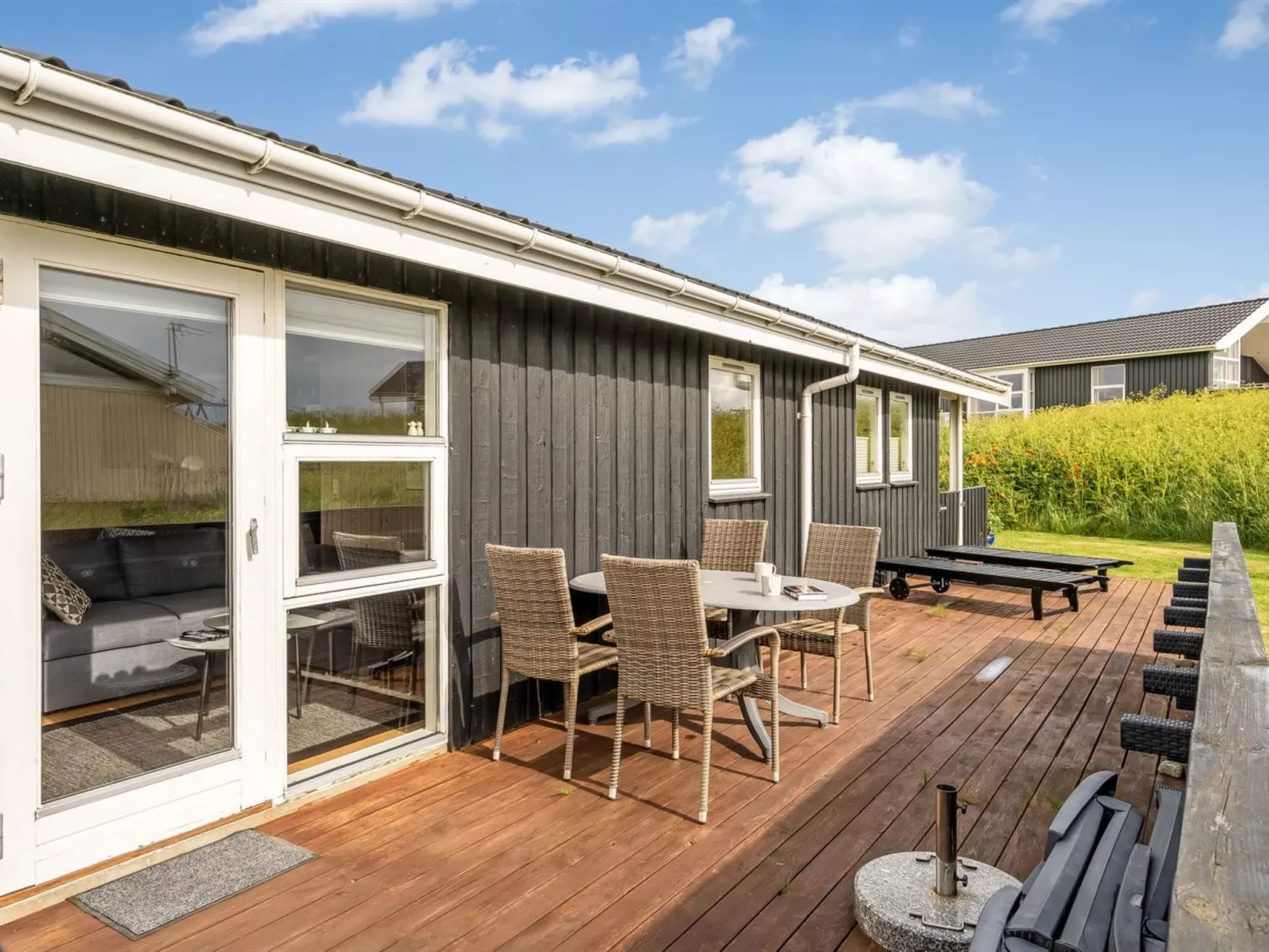 "Niesina" - 200m from the sea-Draußen