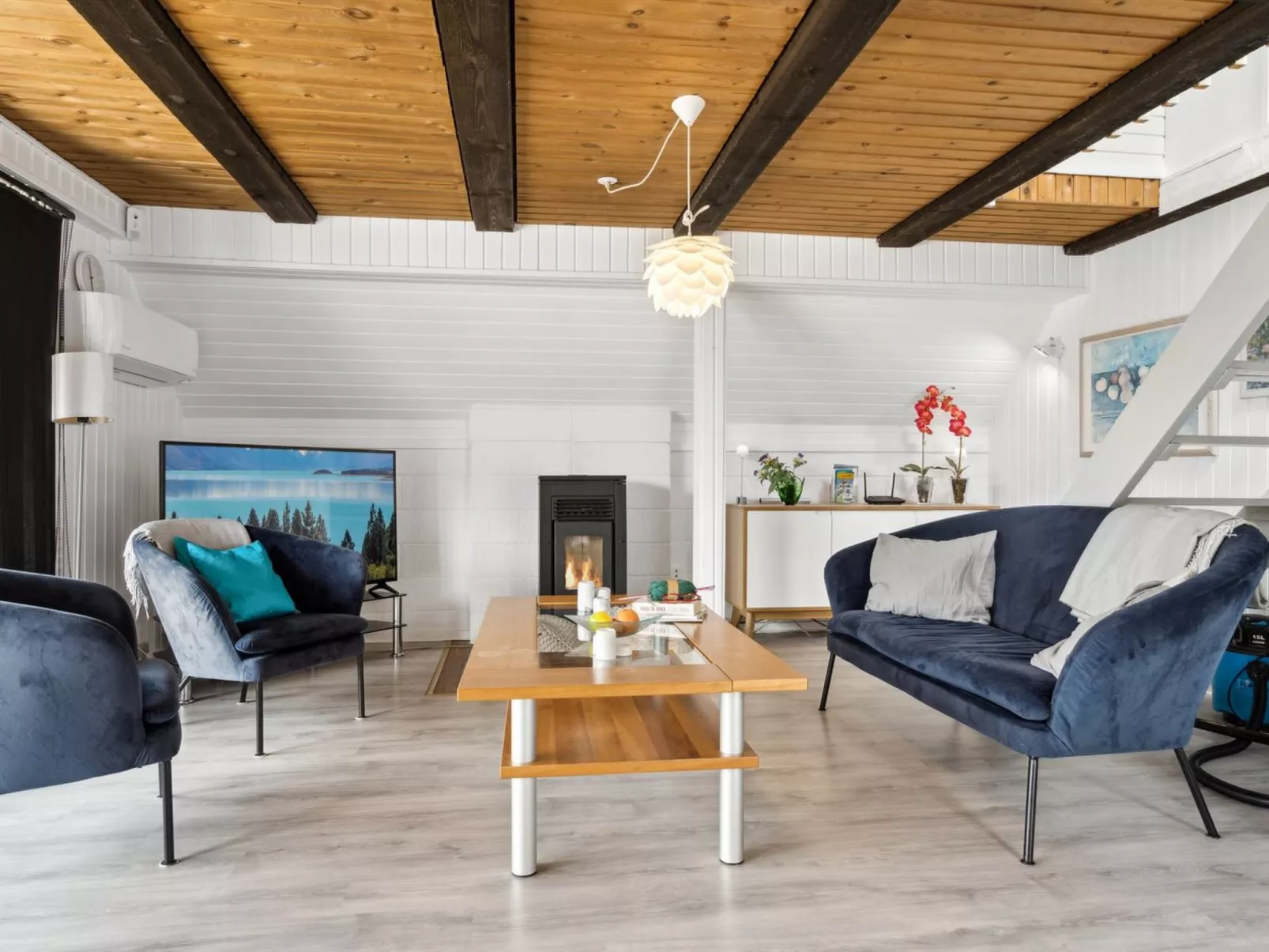 "Gunhilde" - 6km from the sea-Dedans