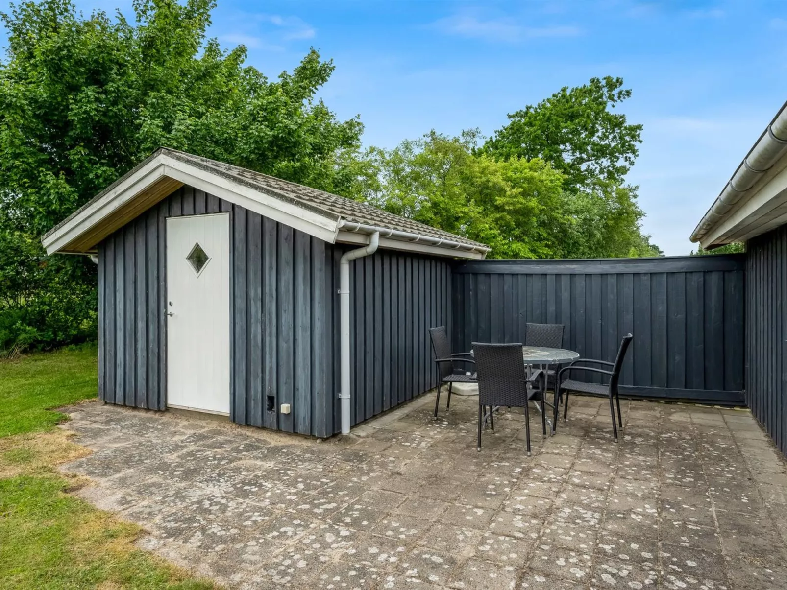 "Åsa" - 500m to the fjord-Draußen