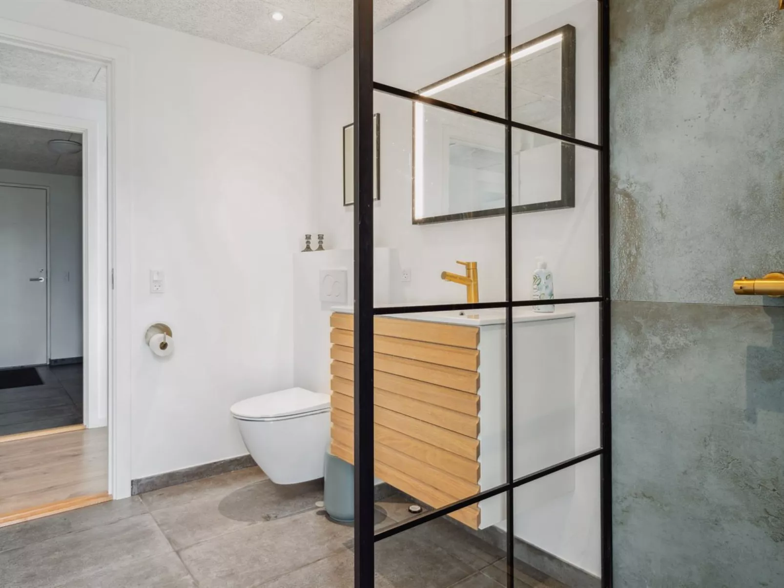 "Danika" - 650m from the sea-Drinnen