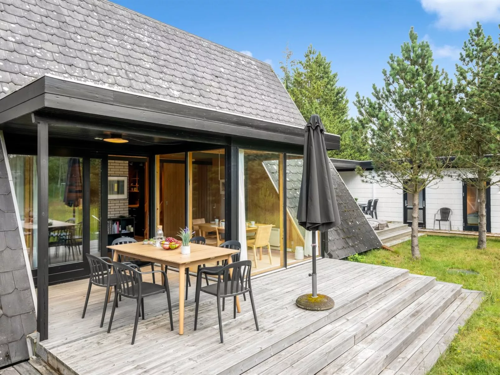 "Peta" - 1.6km from the sea-Outside