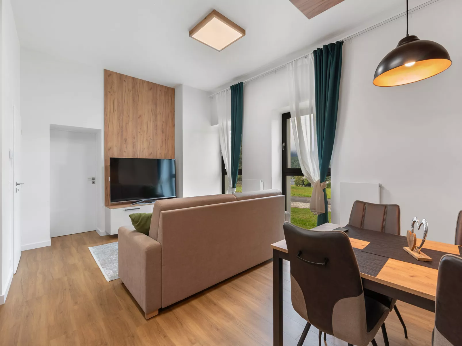 Javorná Lodge-Dedans