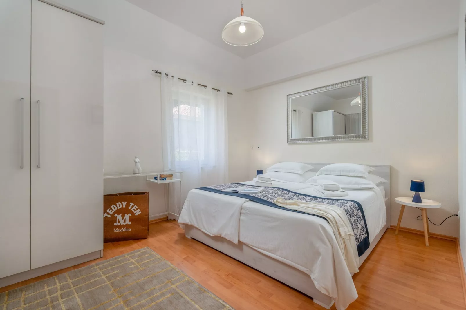 Apartments Lotea - Two-Bedroom Apartment with Terrace and Sea View-Chambre