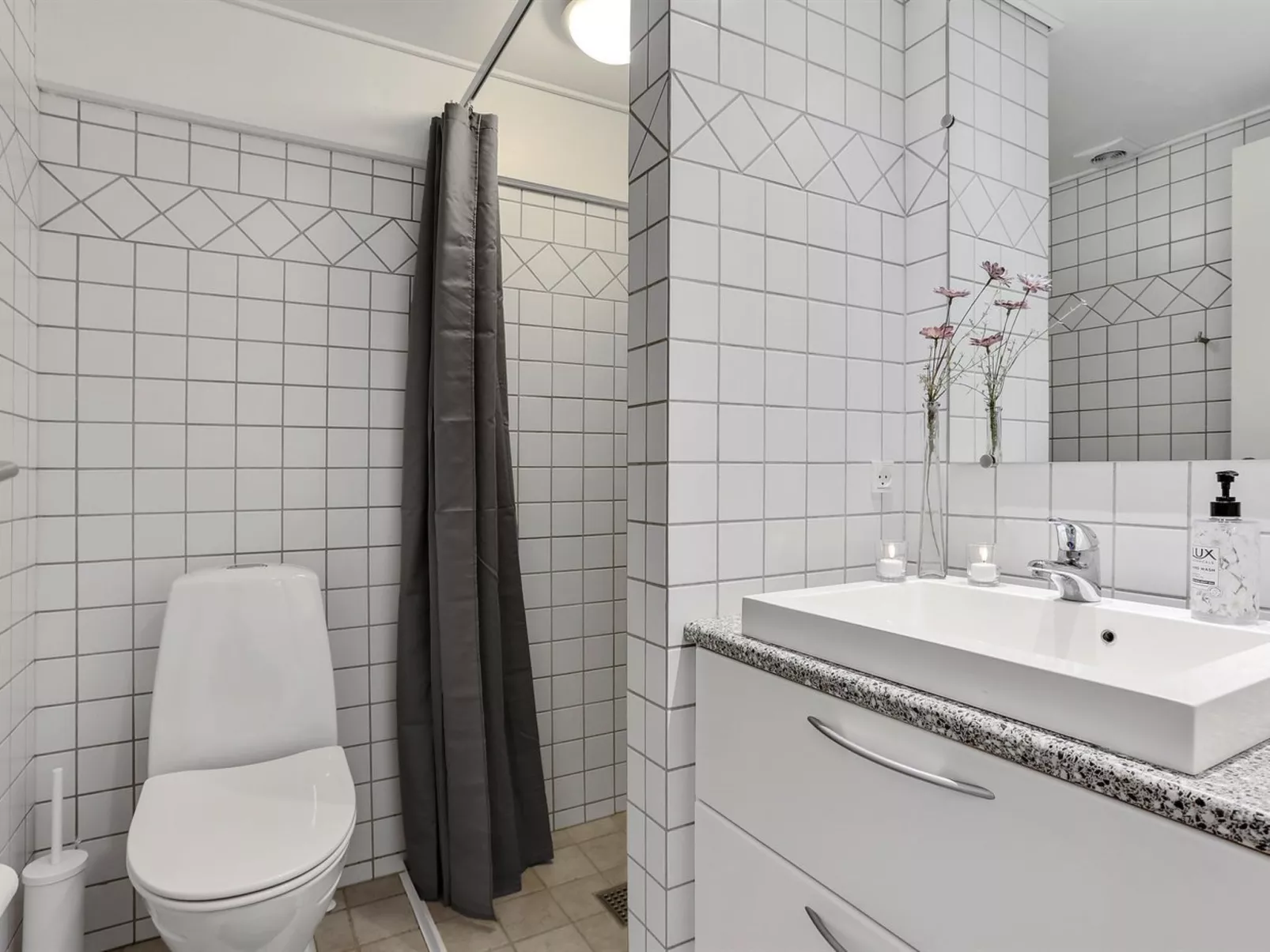 "Liselotta" - 75m from the sea-Drinnen