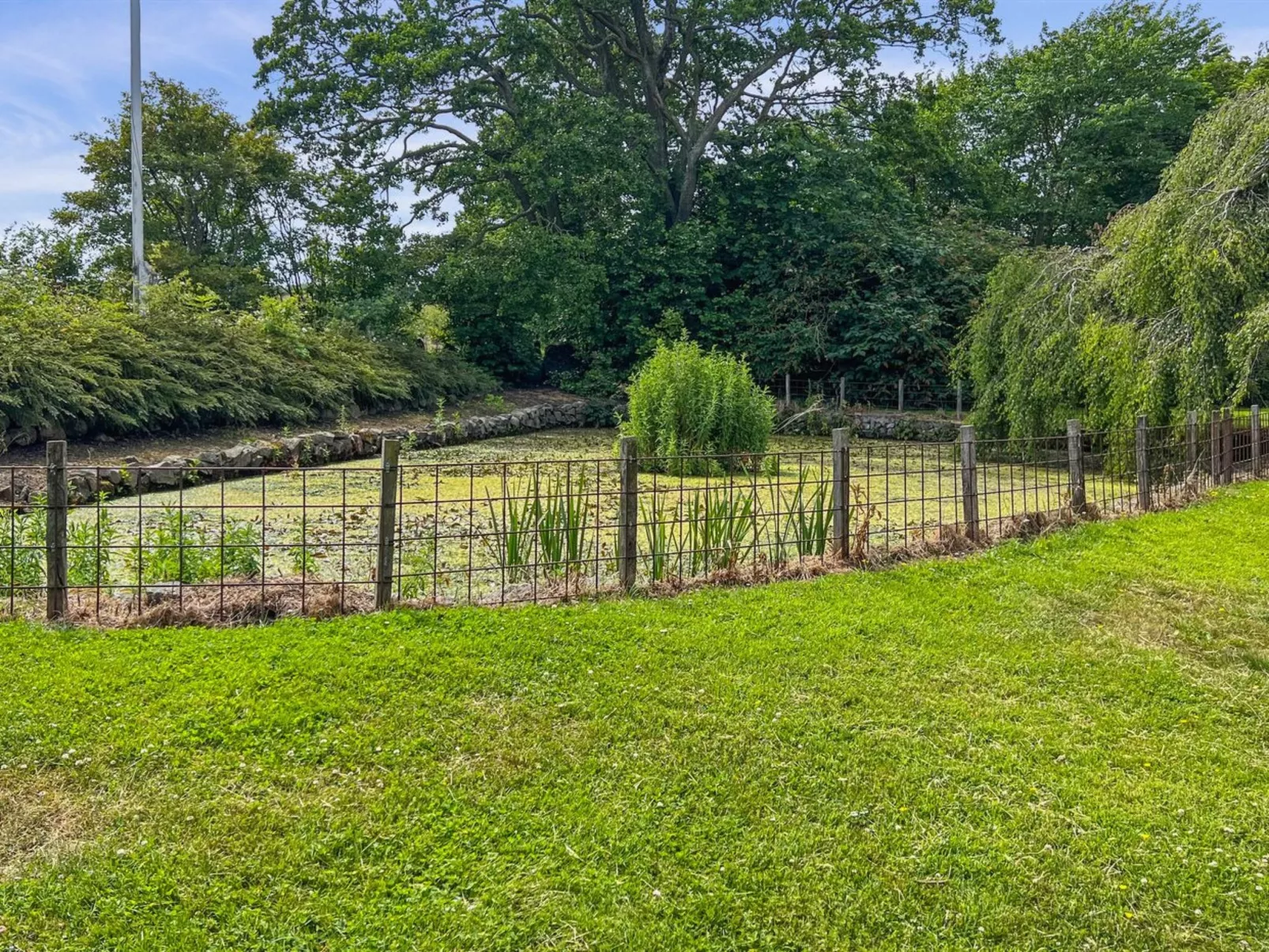 "Garbine" - 1.5km from the sea-Outside