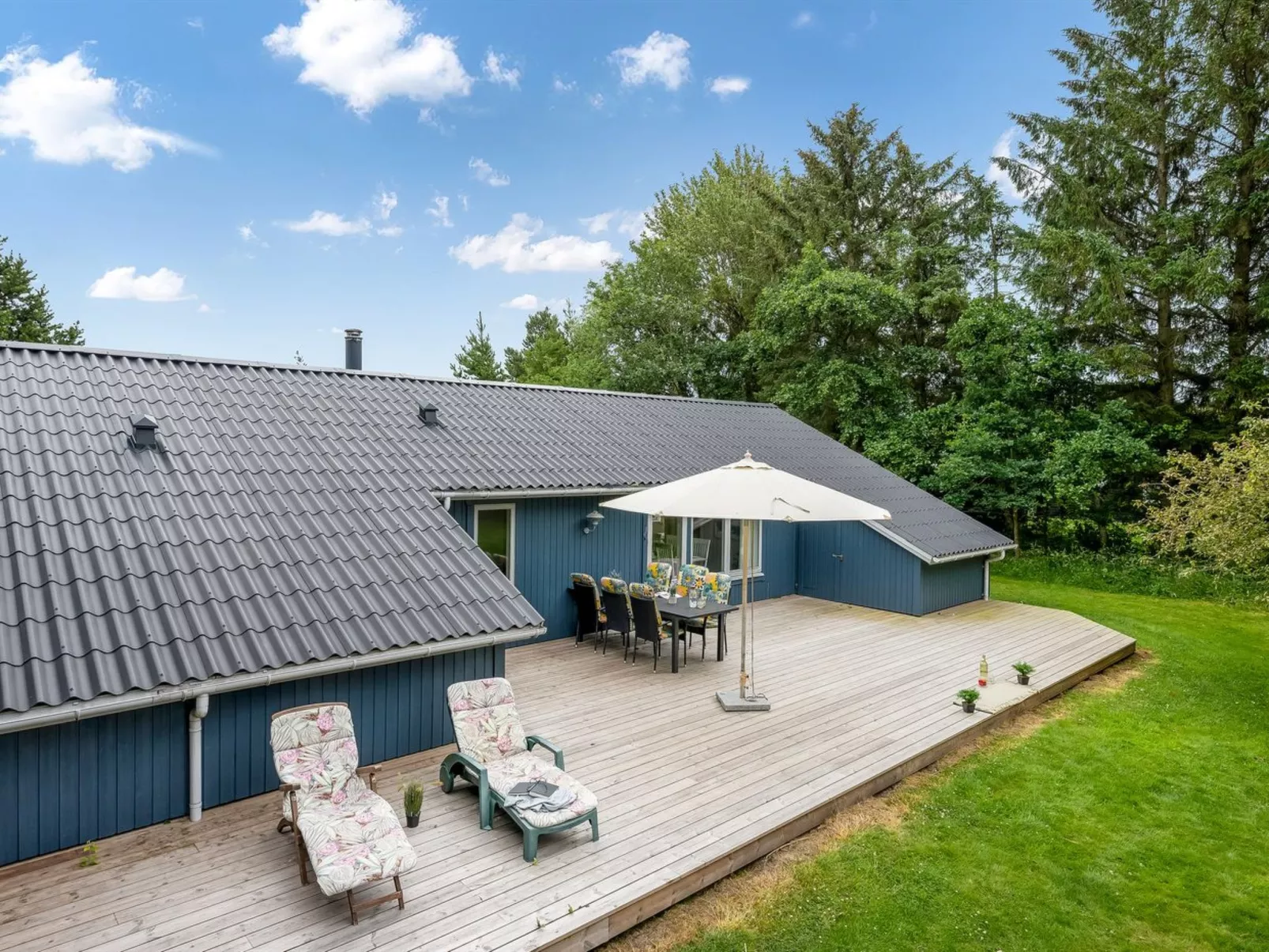 "Ljiljana" - 2km from the sea-Outside