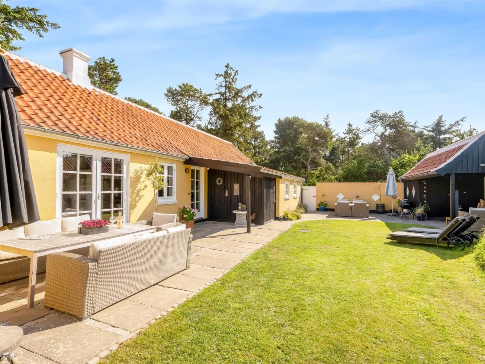 "Kalevi" - 300m from the sea-Draußen