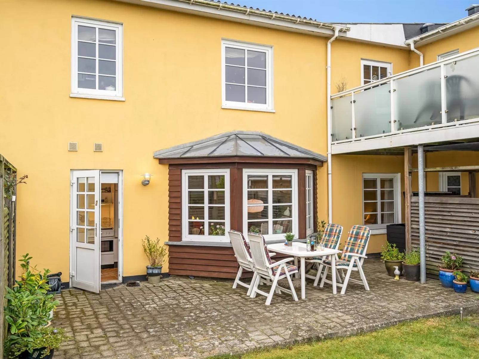 "Maelle" - 150m from the sea-Outside