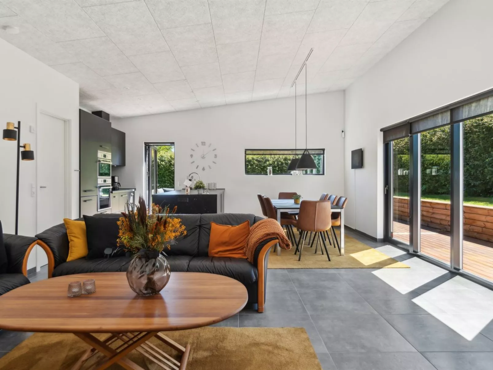 "Thorkjell" - 350m from the sea-Inside