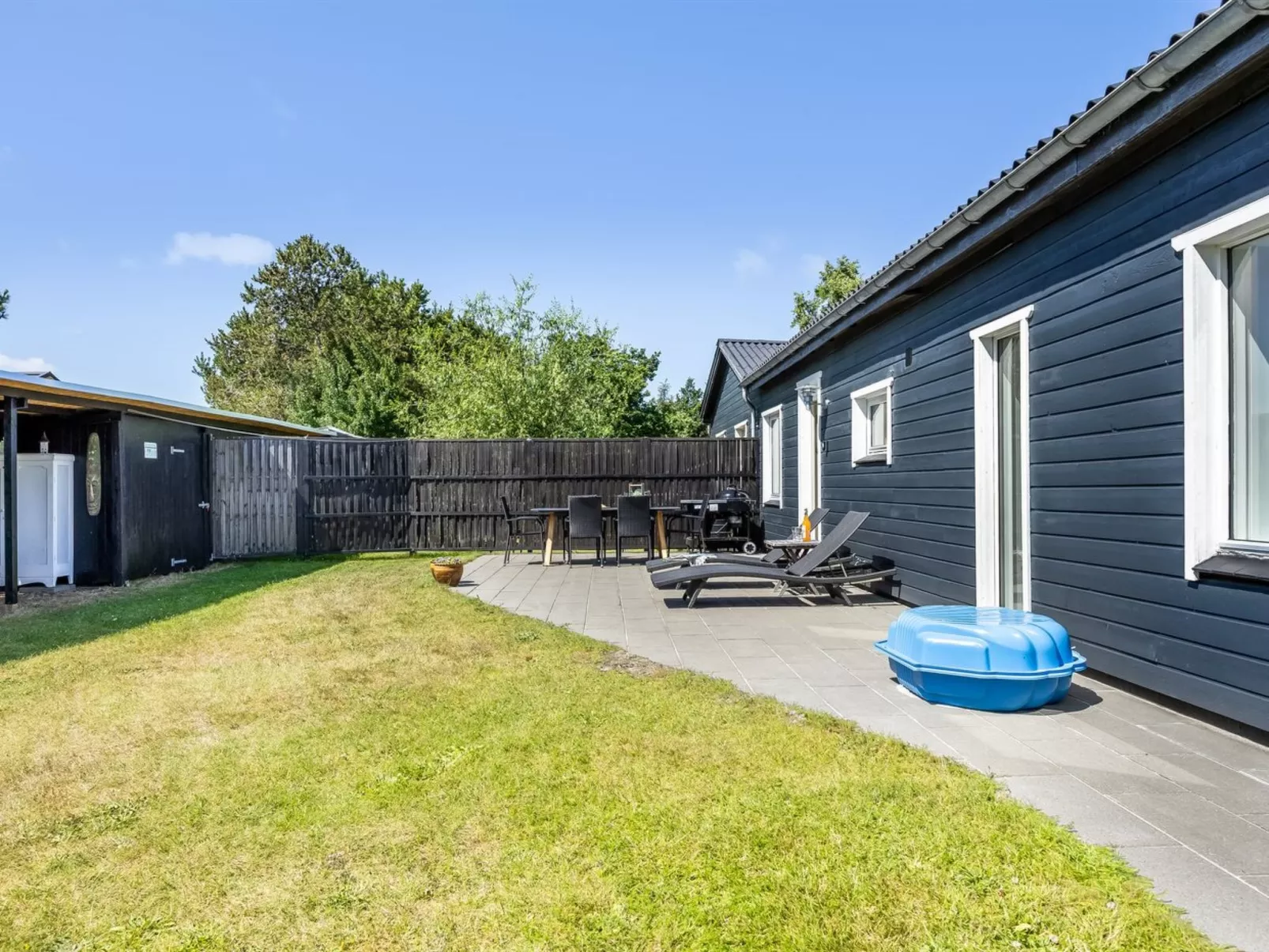 "Hermanni" -  from the sea-Outside