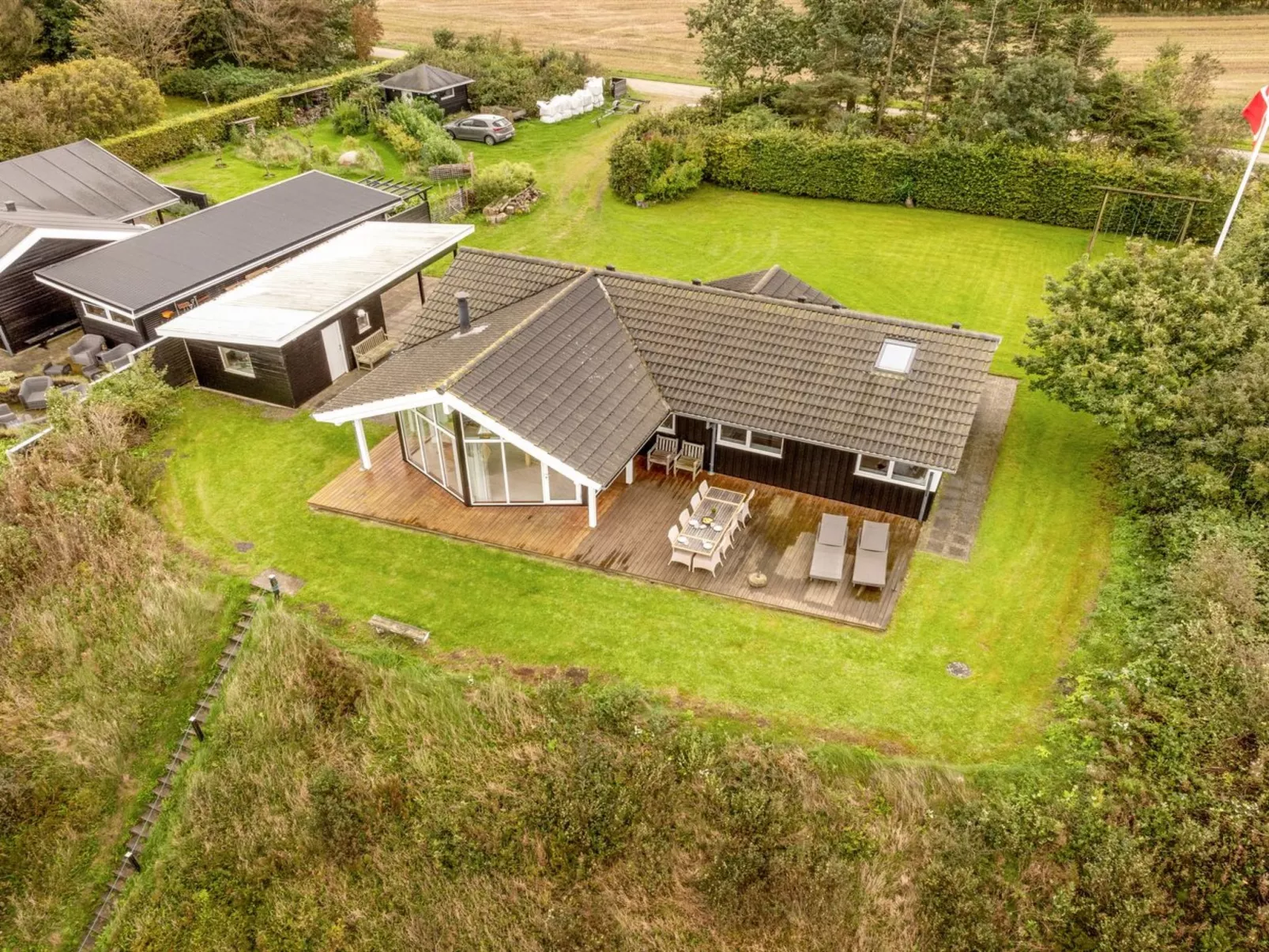 "Næwe" - 10m to the fjord-Draußen