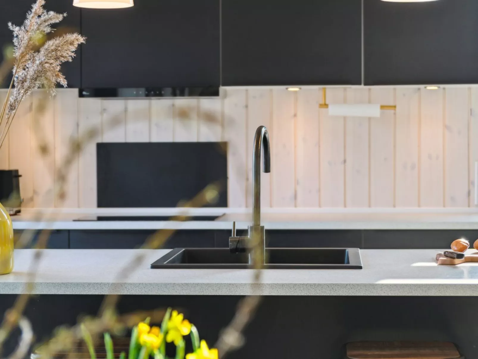 "Viveke" - 10m from the sea-Drinnen