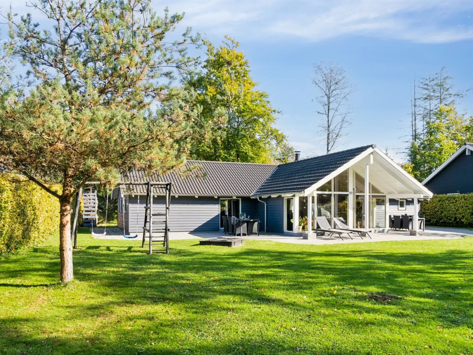 "Solborg" - 800m from the sea-Outside