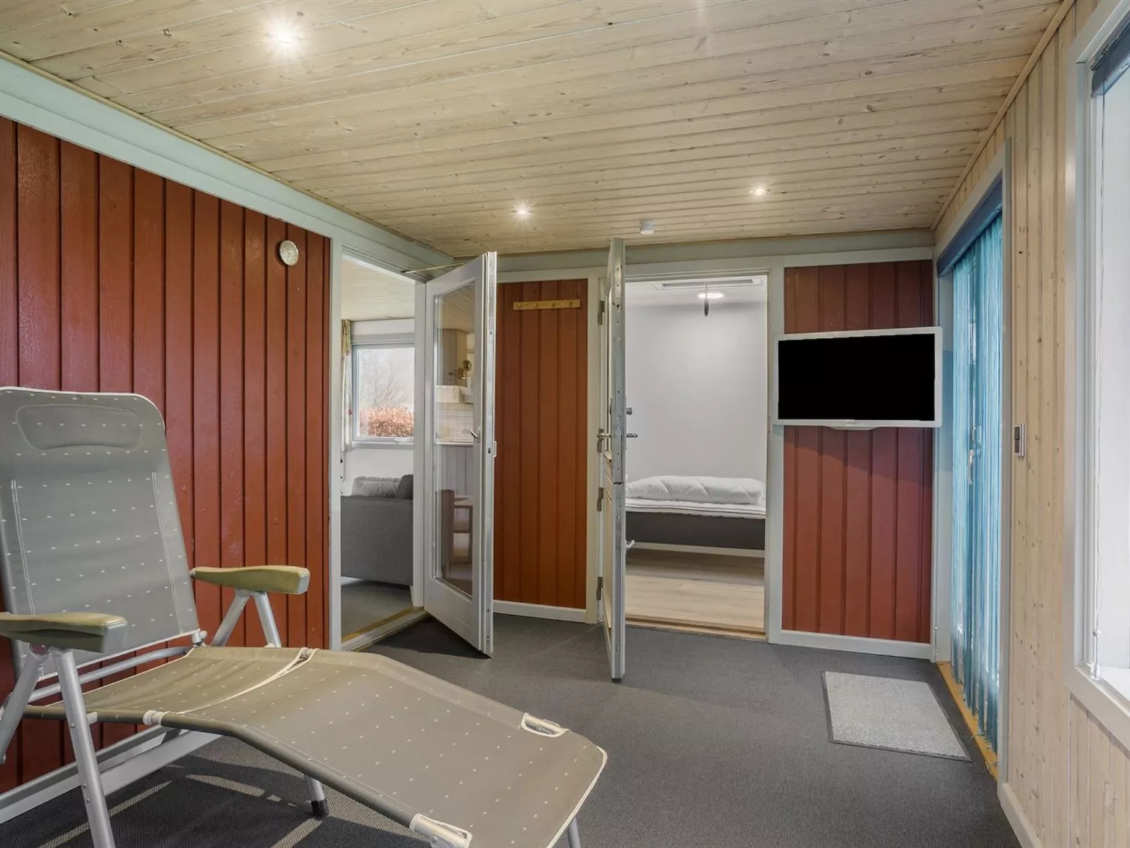 "Diuri" - 30km from the sea-Dedans