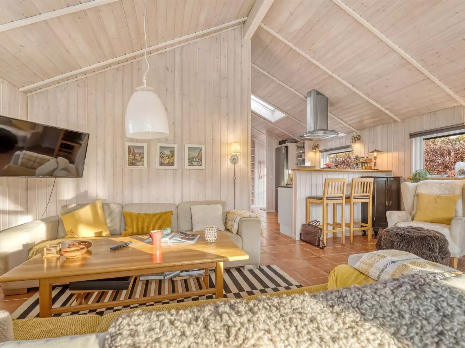 "Wyanet" - 600m from the sea-Inside