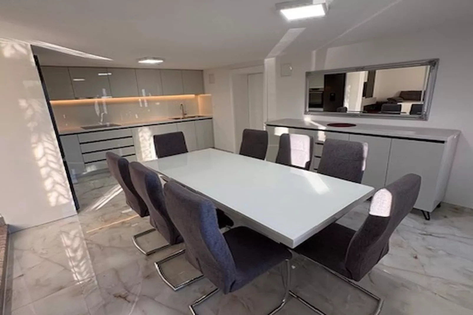 Villa Ante-Esszimmer