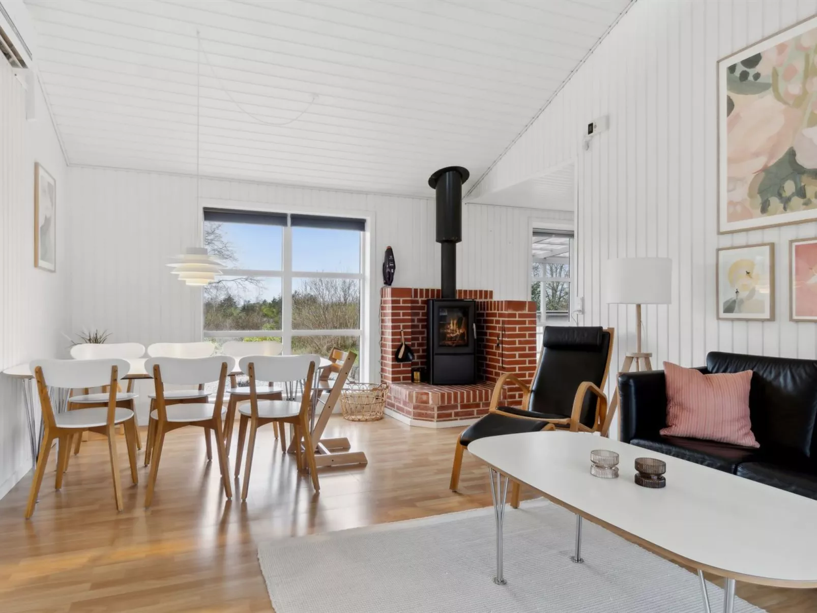 "Rik" - 2km from the sea-Inside