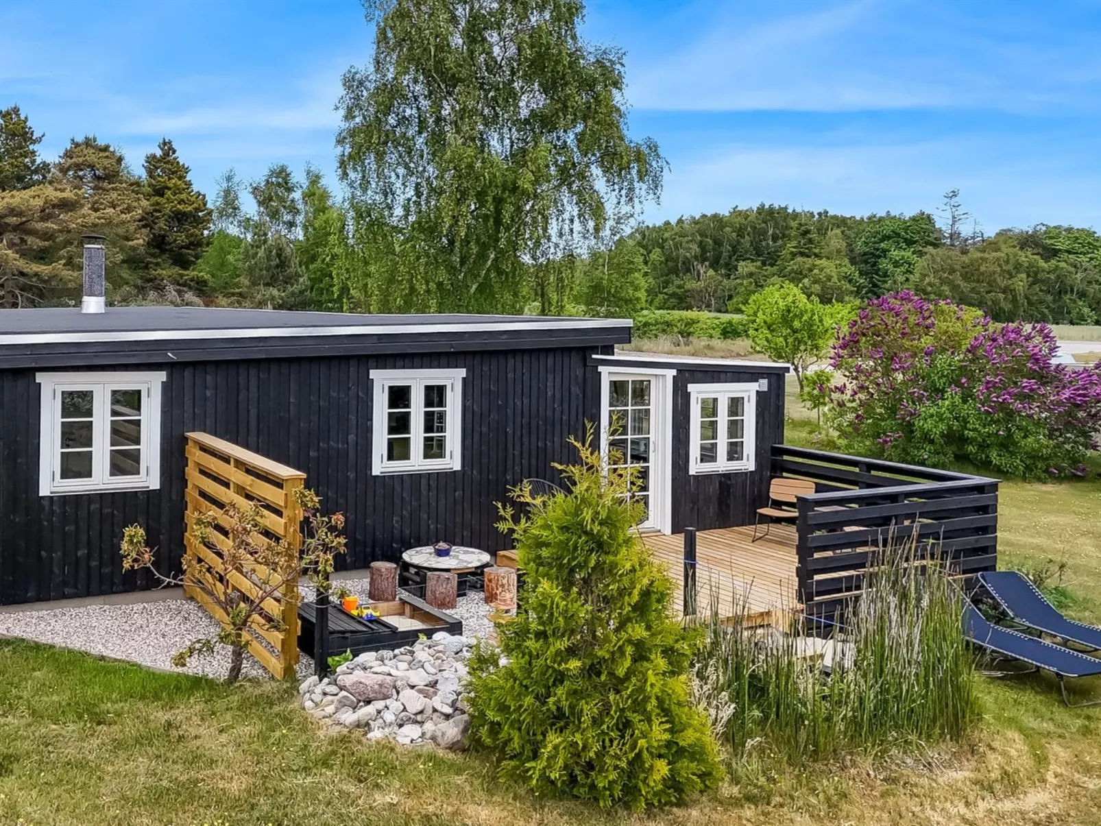 "Blomma" - 1km from the sea-Outside