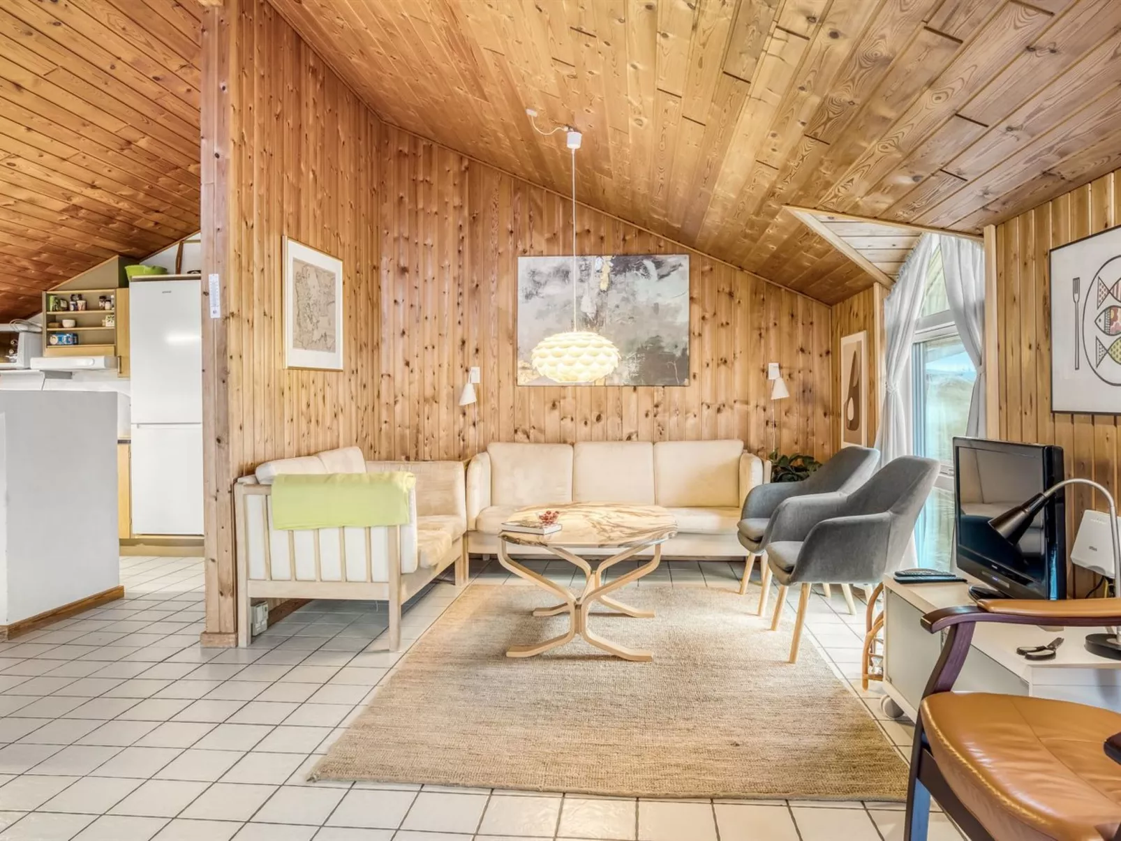 "Annemone" - 600m from the sea-Inside