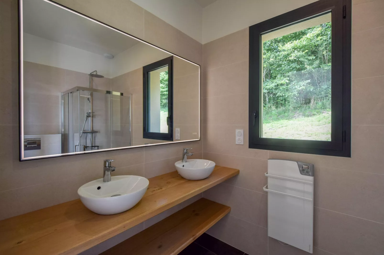 Buissonnière-Bathroom