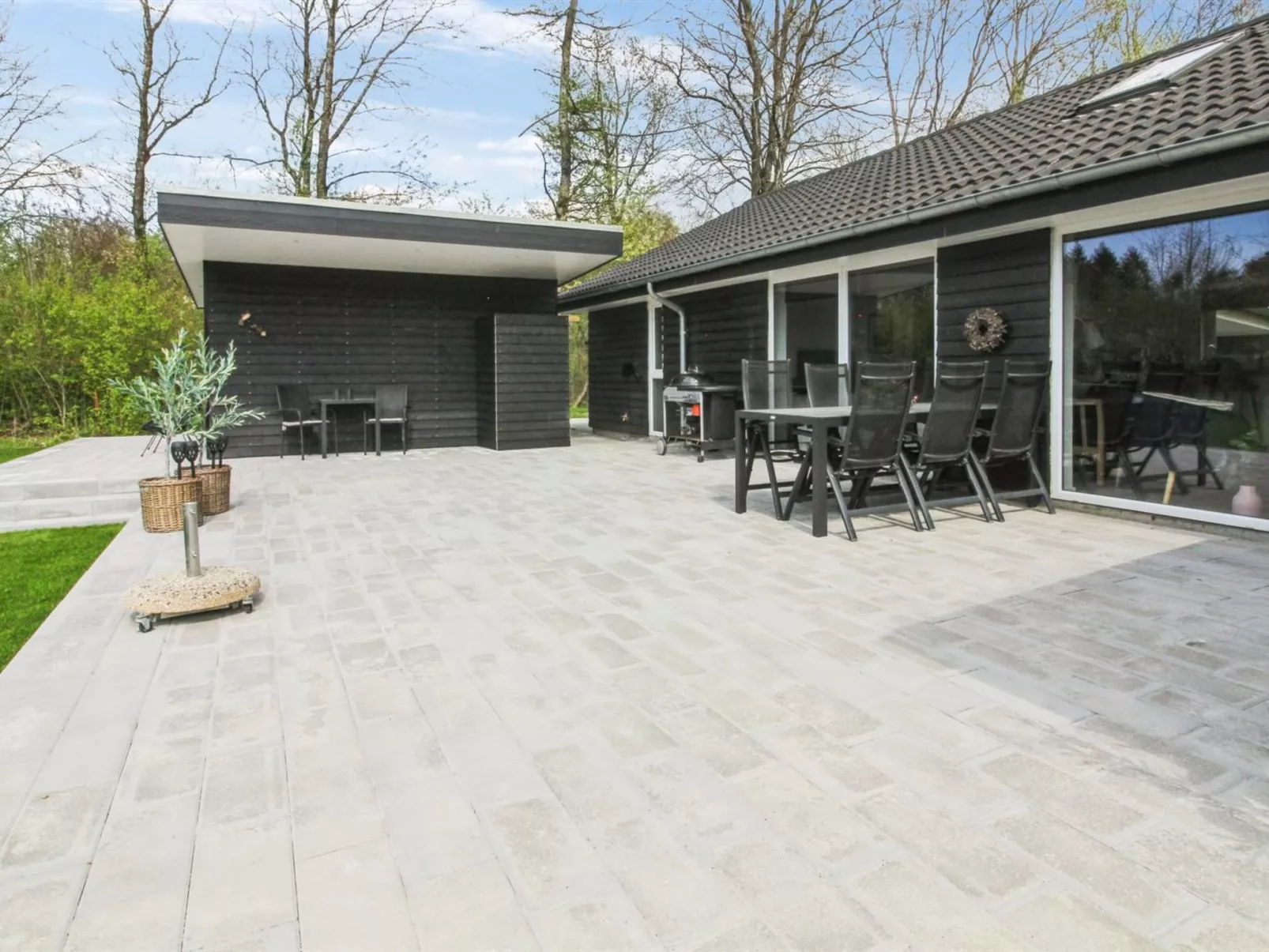 "Solvejg" - 30km from the sea-Draußen