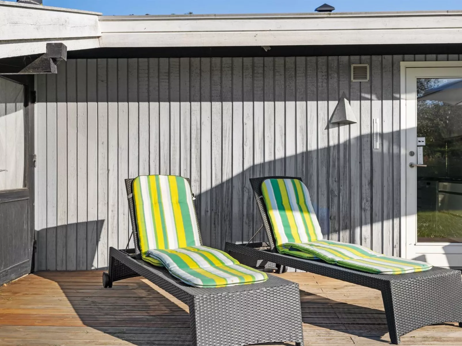 "Kajsa" - 250m from the sea-Outside