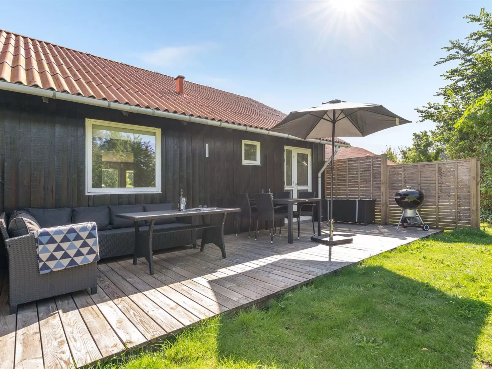 "Arise" - 700m from the sea-Draußen