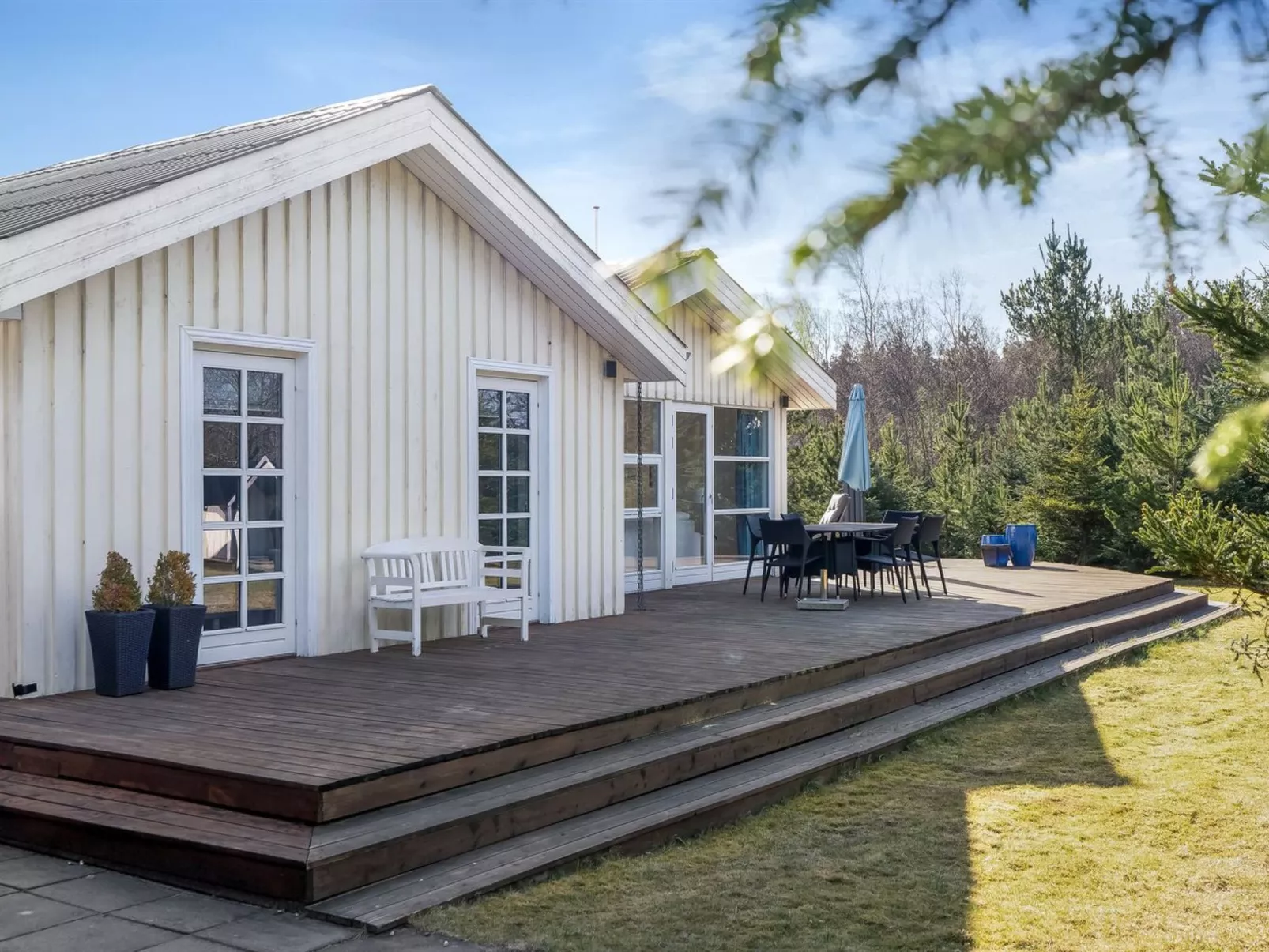 "Toska" - 3km from the sea-Outside