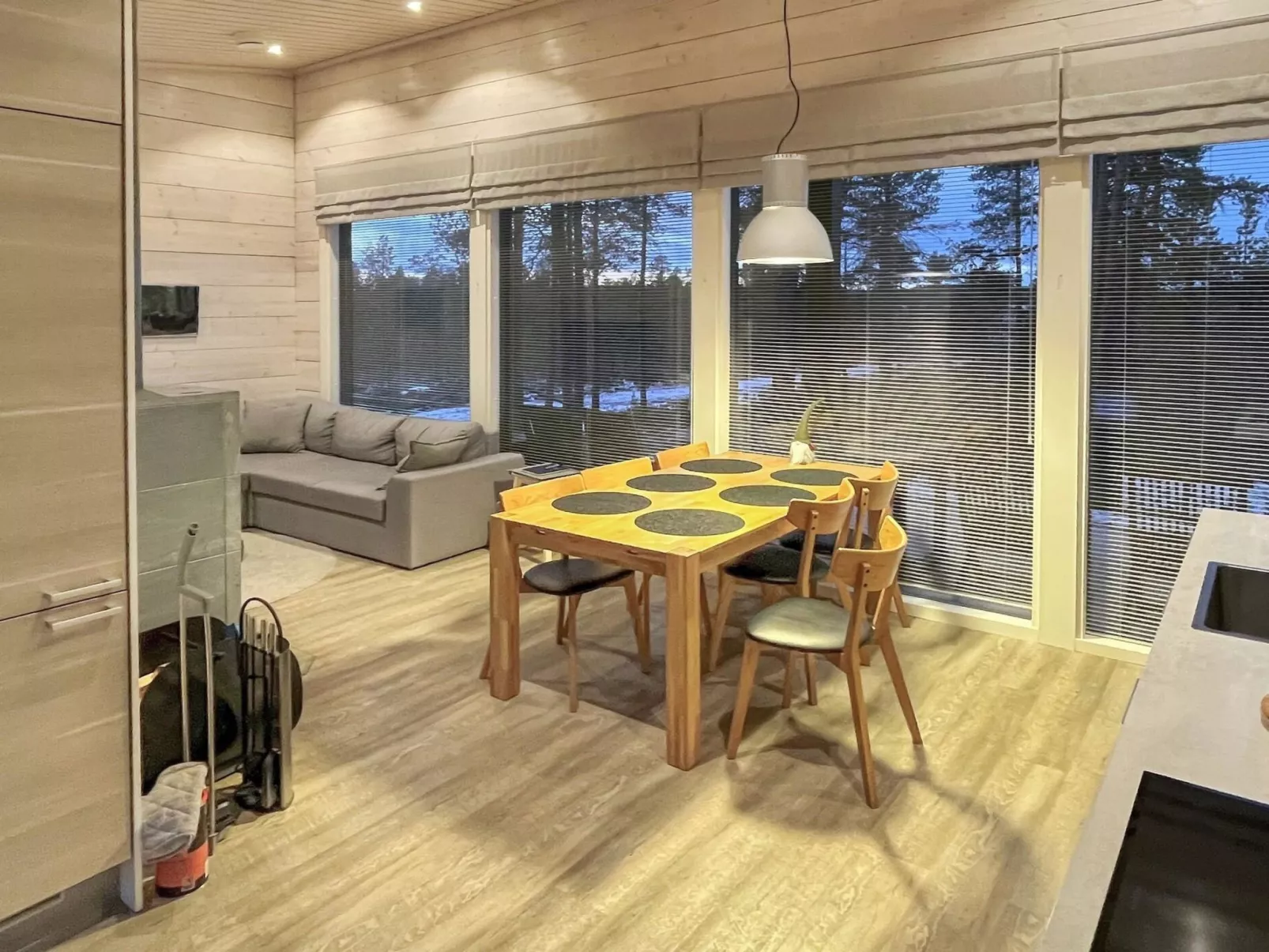 Villa paadar-Drinnen