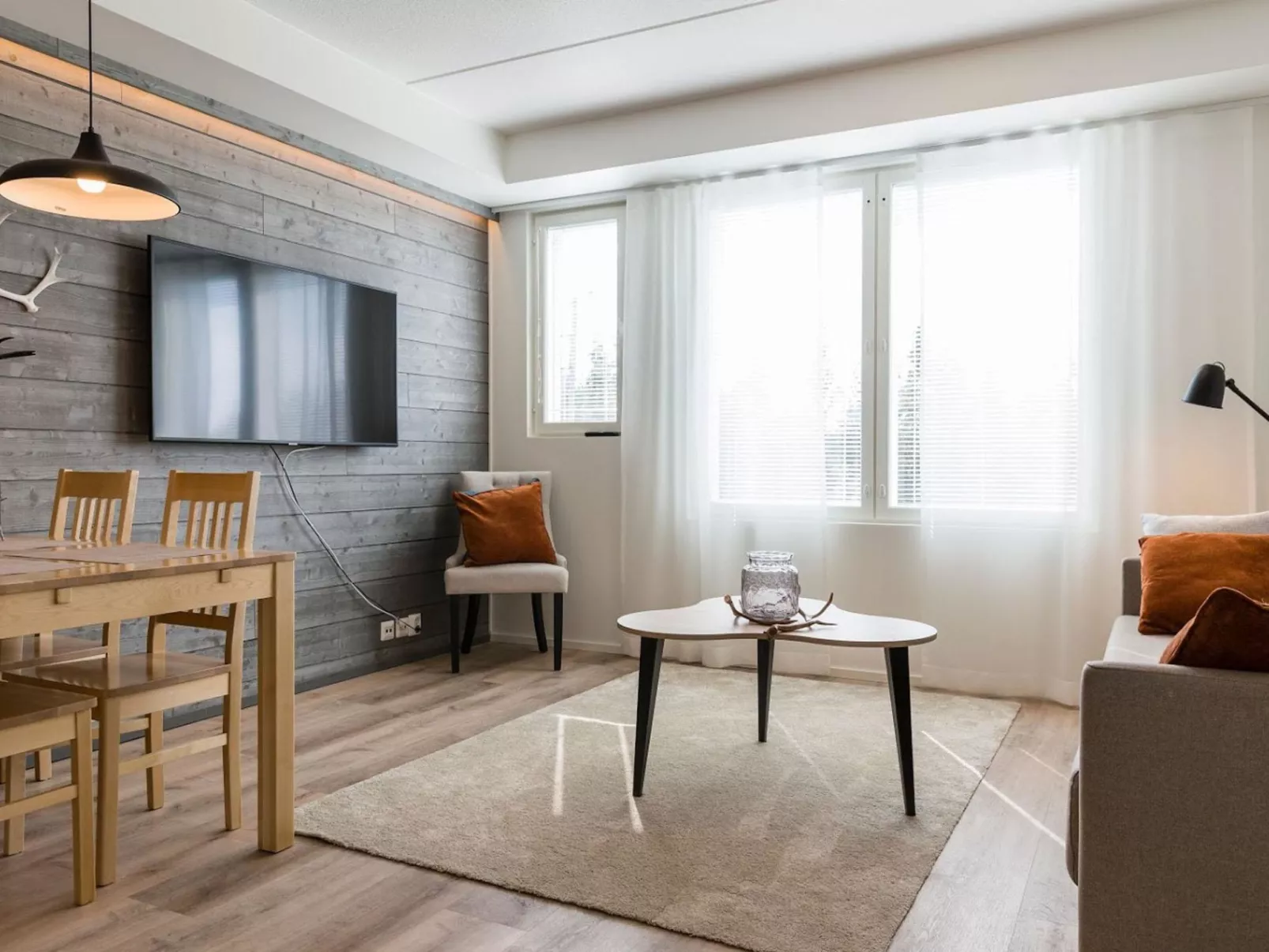 Skisuite 310-Drinnen