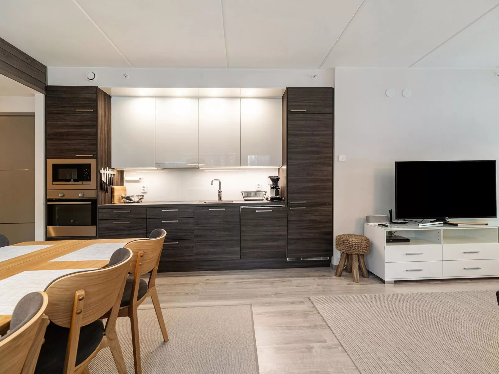 Tunturinlaita c2 - Drinnen